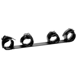 Черная распорка с манжетами для рук и ног Deluxe Rigid Spreader Bar Черная распорка с манжетами для рук и ног Deluxe Rigid Spreader Bar