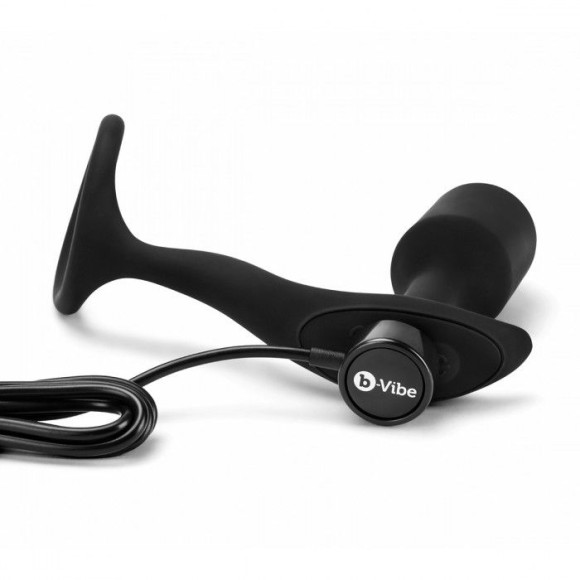 Черная анальная вибропробка с эрекционным кольцом Vibrating Snug & Tug M Черная анальная вибропробка с эрекционным кольцом Vibrating Snug & Tug M