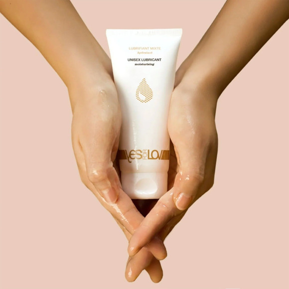 Интимный гель-смазка на водной основе YESforLOV Moisturising Intimate - 100 мл. Интимный гель-смазка на водной основе YESforLOV Moisturising Intimate - 100 мл.