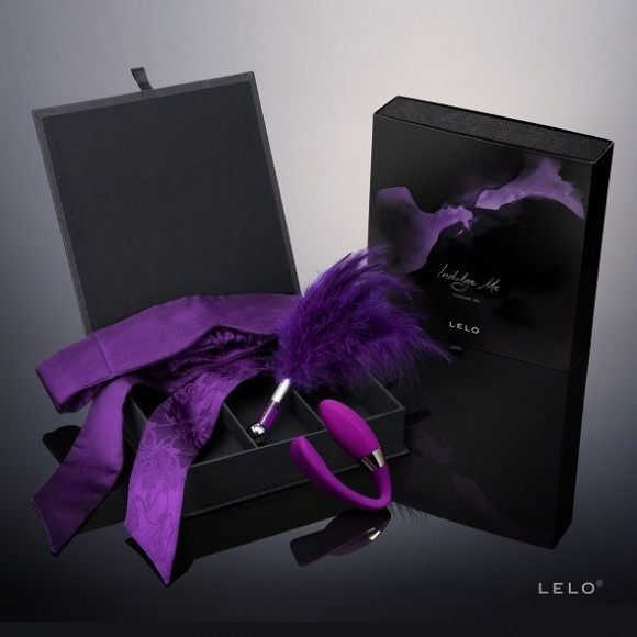 Подарочный набор Indulge Me Pleasure Set Подарочный набор Indulge Me Pleasure Set
