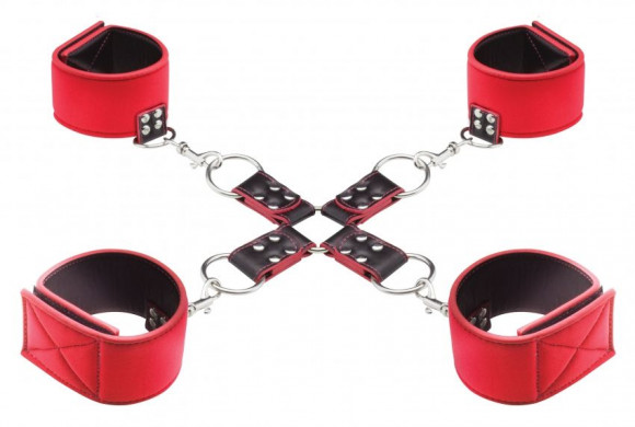 Чёрно-красный двусторонний комплект для бандажа Reversible Hogtie Чёрно-красный двусторонний комплект для бандажа Reversible Hogtie