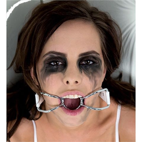 Расширитель для рта Asylum Patient Mouth Restraint with Metal Bit белого цвета Расширитель для рта Asylum Patient Mouth Restraint with Metal Bit белого цвета