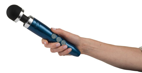 Синий беспроводной вибратор Doxy Die Cast 3R Rechargeable Wand - 28 см. Синий беспроводной вибратор Doxy Die Cast 3R Rechargeable Wand - 28 см.