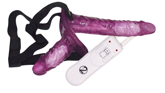 Страпон с вибрацией и вагинальной пробкой STRAP ON DUO - 18 см. Страпон с вибрацией и вагинальной пробкой STRAP ON DUO - 18 см.
