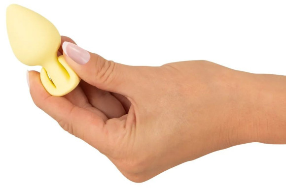 Жёлтая анальная втулка Mini Butt Plug - 6 см. Жёлтая анальная втулка Mini Butt Plug - 6 см.