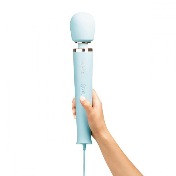 Голубой проводной вибромассажер Le Wand Sky Blue с 10 скоростями Голубой проводной вибромассажер Le Wand Sky Blue с 10 скоростями