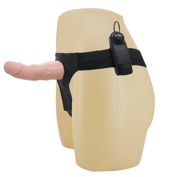Реалистичный полый фаллоимитатор на трусиках Ultra Passionate Harness - 15 см. Реалистичный полый фаллоимитатор на трусиках Ultra Passionate Harness - 15 см.