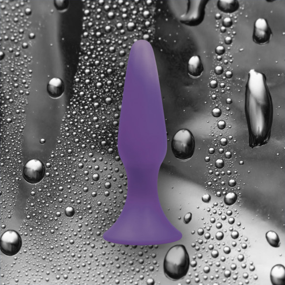 Фиолетовая анальная втулка Sliders Silicone Anal Plugs Large на присоске - 15,2 см. Фиолетовая анальная втулка Sliders Silicone Anal Plugs Large на присоске - 15,2 см.